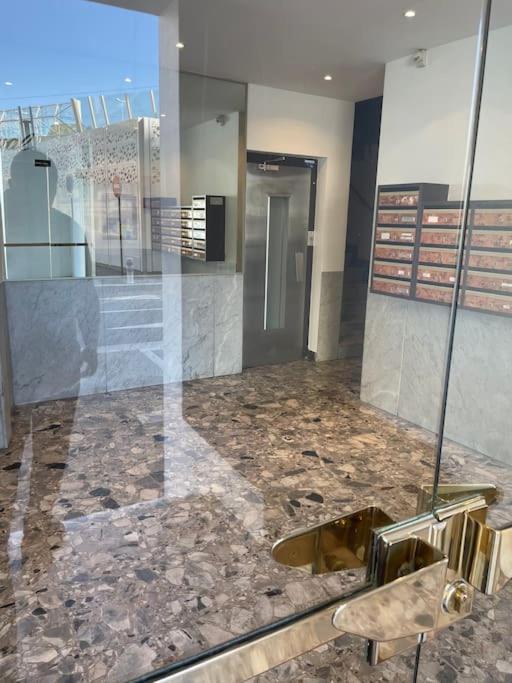 Apartment A Deux Pas De La *