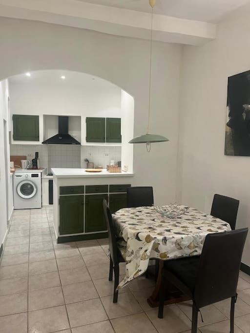 - Grand T2 Bis Proche De La