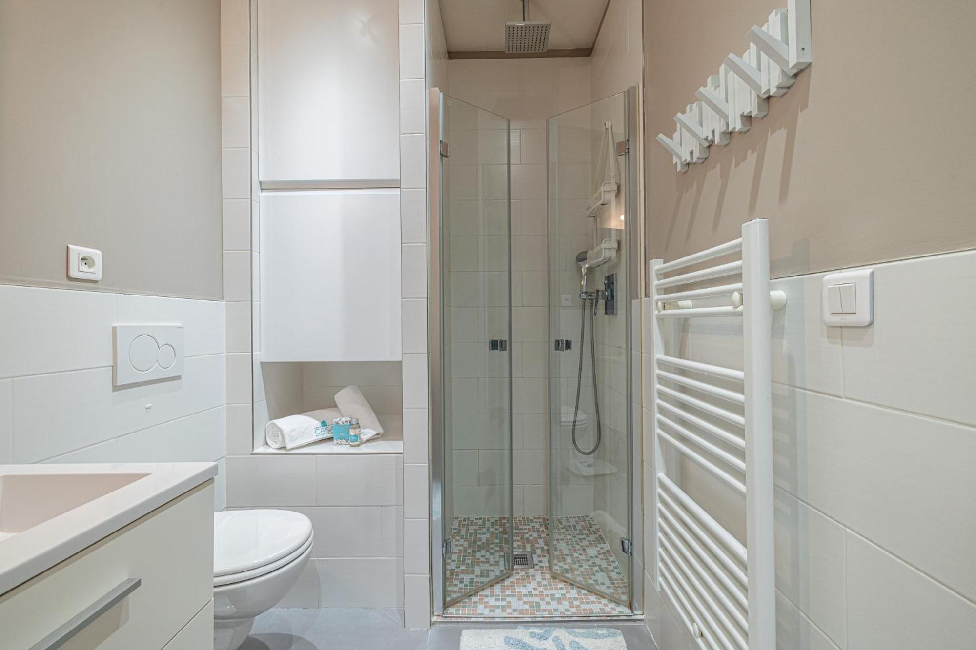 Apartment Joffre 49-d - Charming 2 Bedroom - Carre D'or