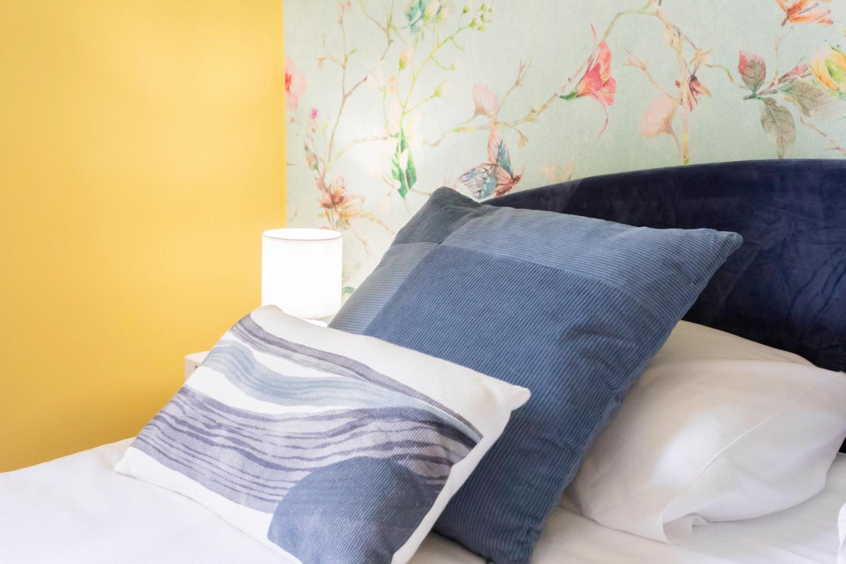 #13 Orange Ac Wifi Balcony 3mins Walk Sea Front