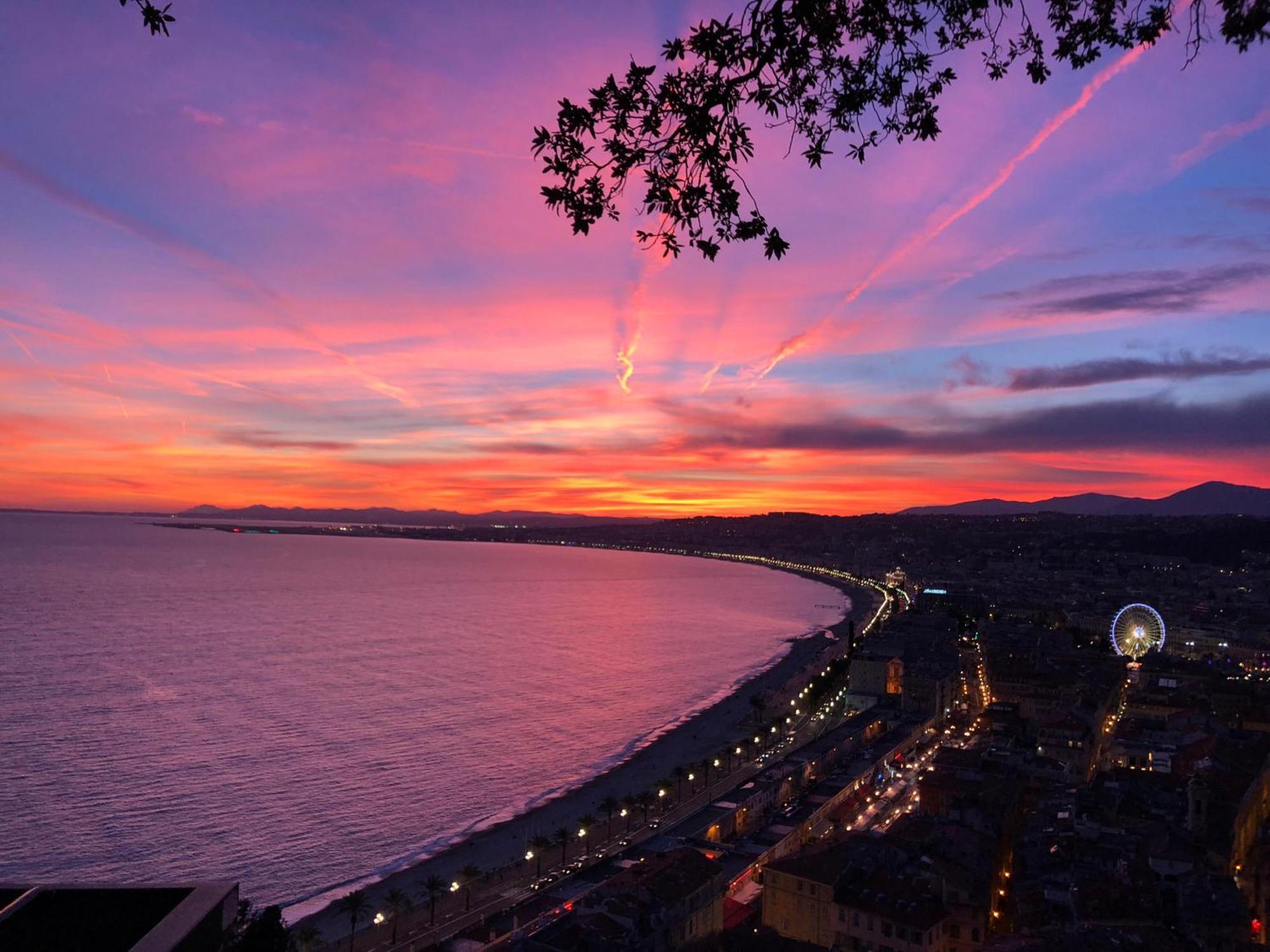 Chic Renovated - Liberation - Entire 2br 2ba Or Private With Private Bathrooms - Ac And Garage On Request