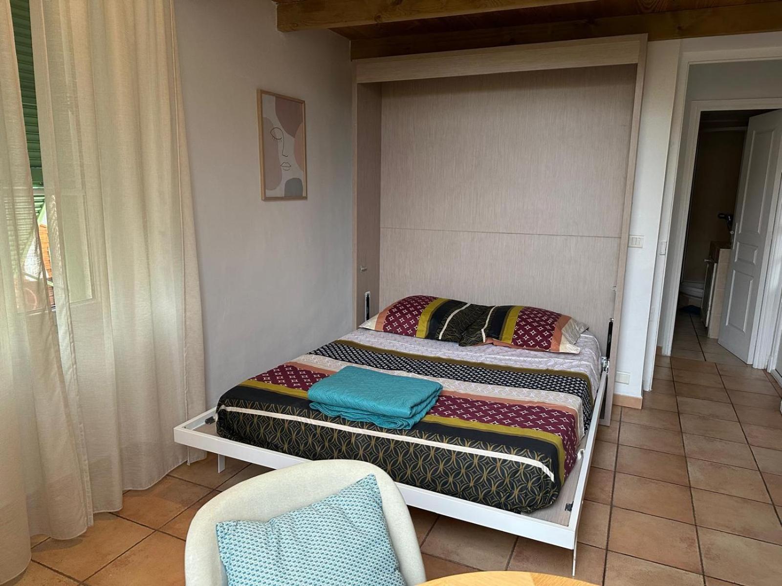 Dans A Ouest Apartment *