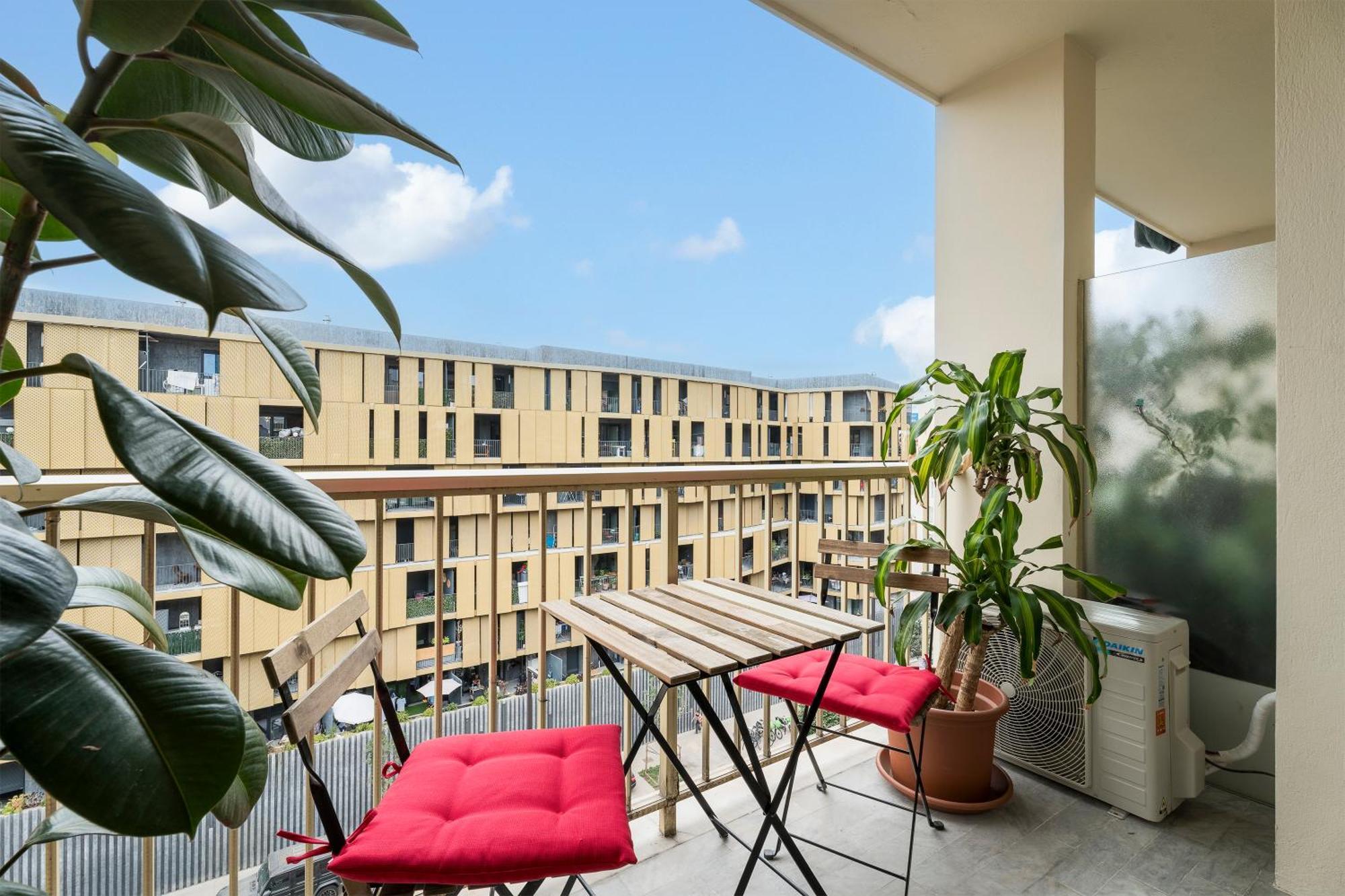 Elegant Avec Balcon Proche Et Tramway Apartment