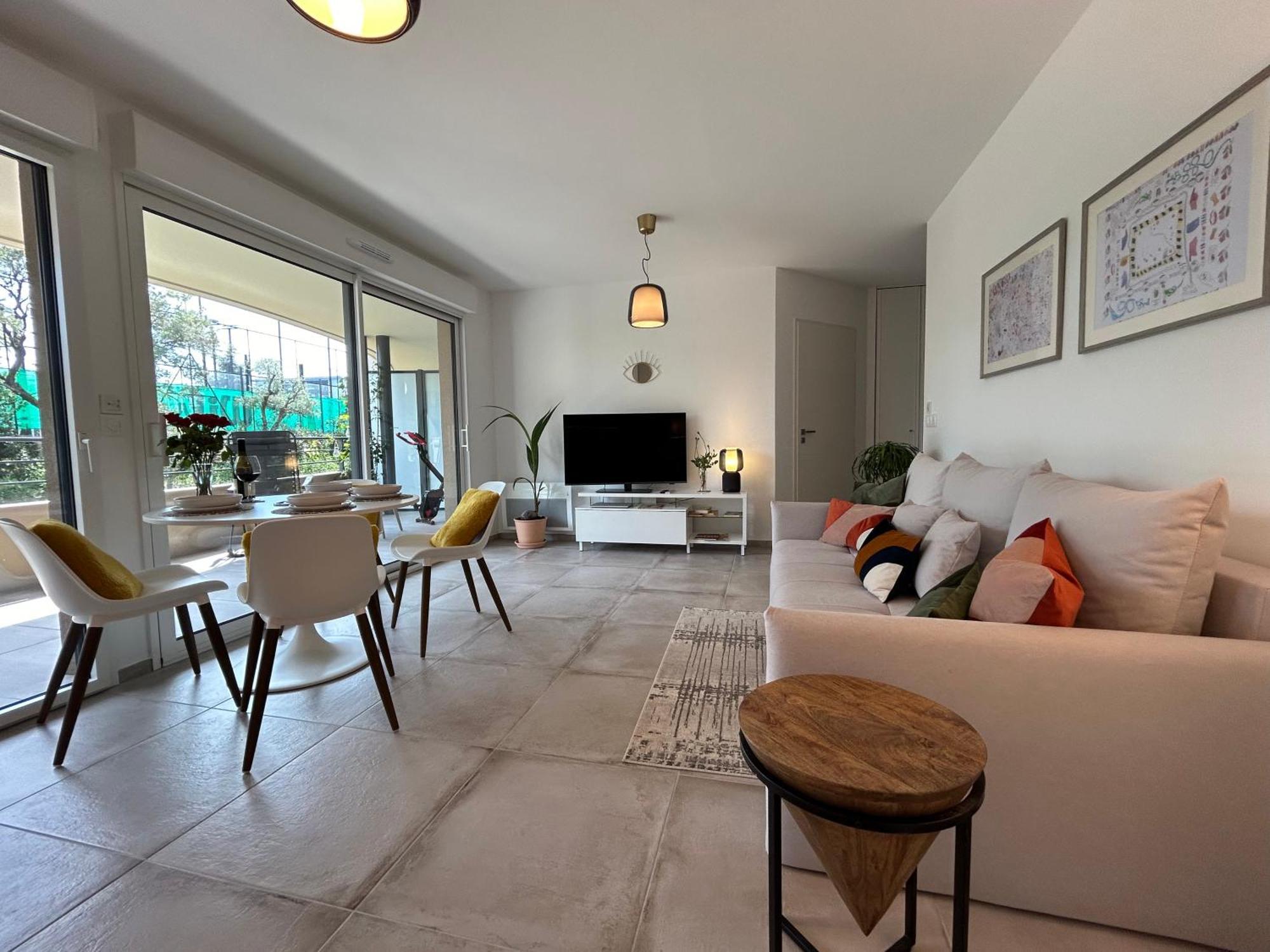 L'oasis Maritime By Avecoeur * Nice