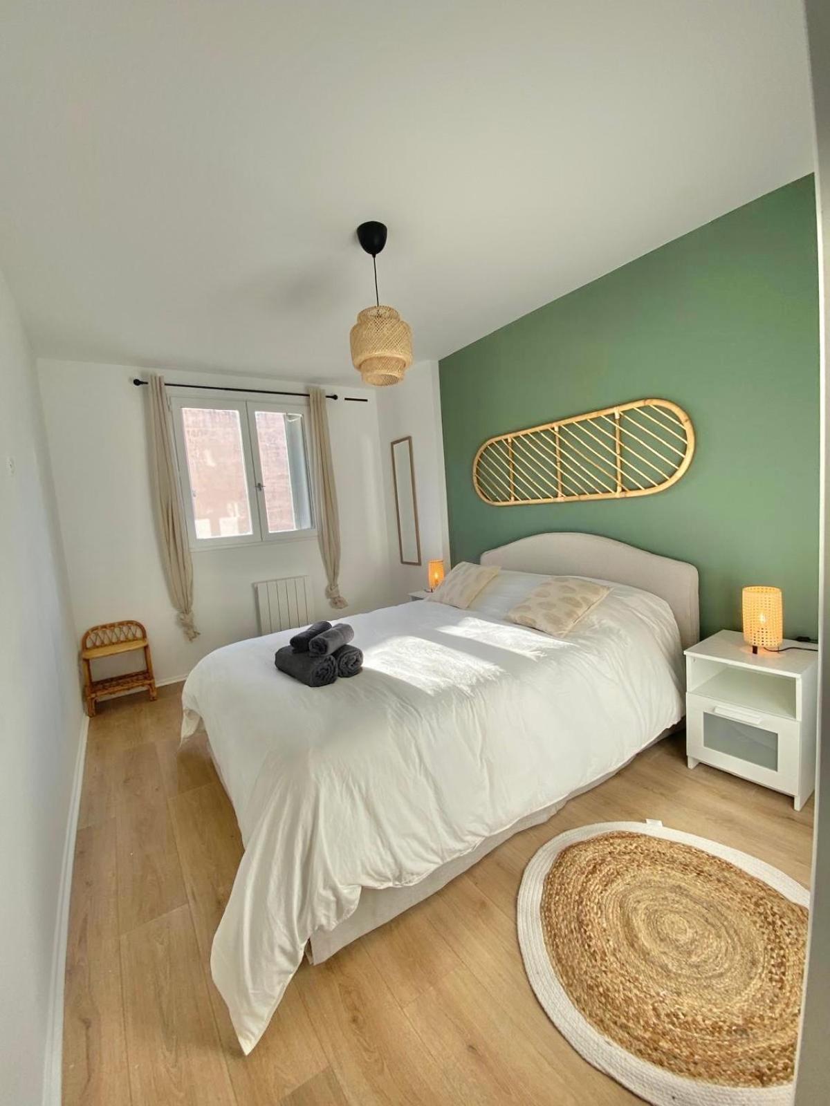 Apartment Modern & Cosy 3 Bedrooms Train Tramway *