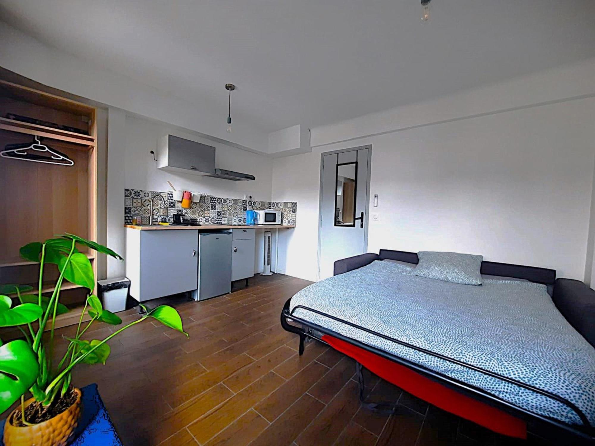 La 2, Climatisee Ac, Calme, Cuisine Privee Nice