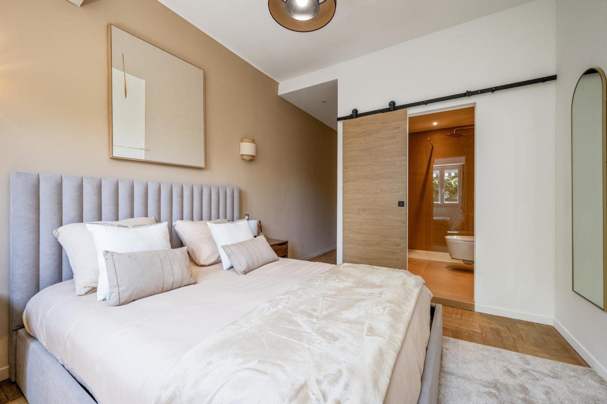 Apartamento Luxueux, Spacieux Et Equipe A 5 Min Du Port