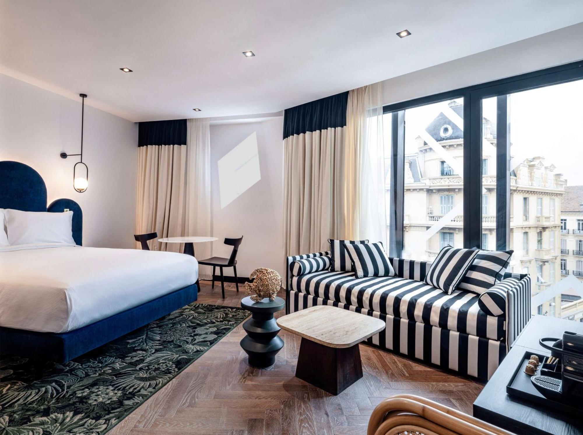 Doubletree By Hilton Centre Iconic