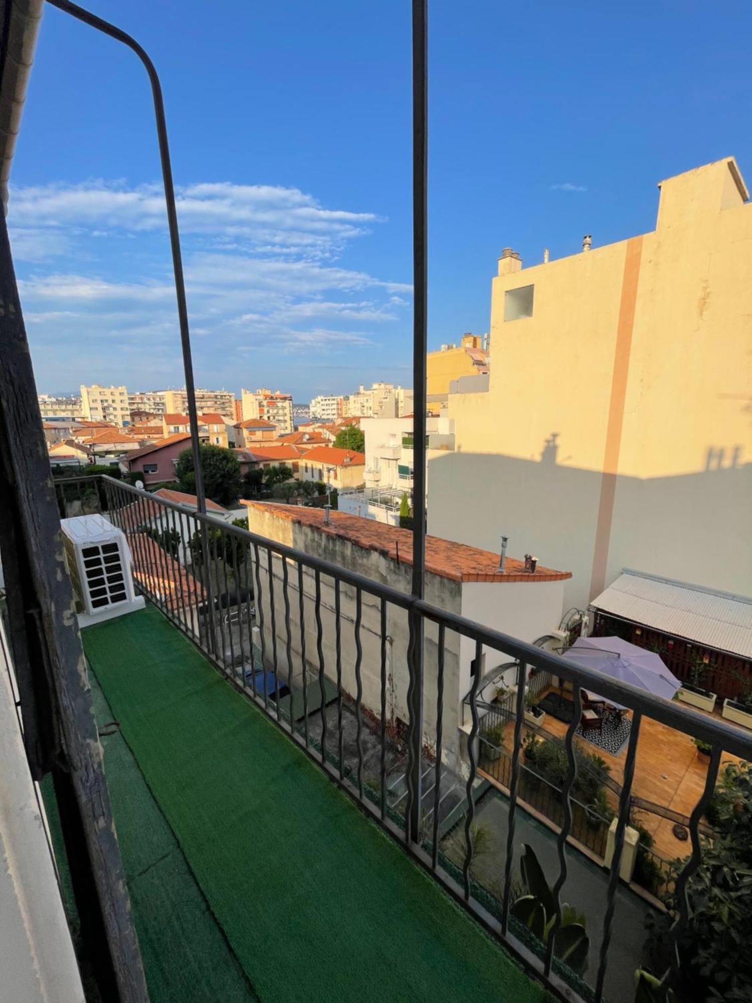 Appartement Cosy Flat 250m From