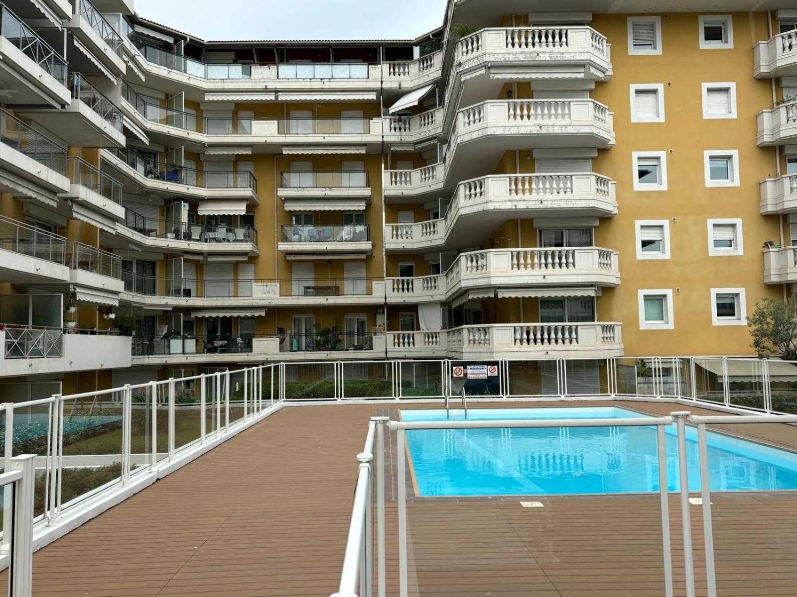 Charming With Pool & Balcony -heart Of Nice