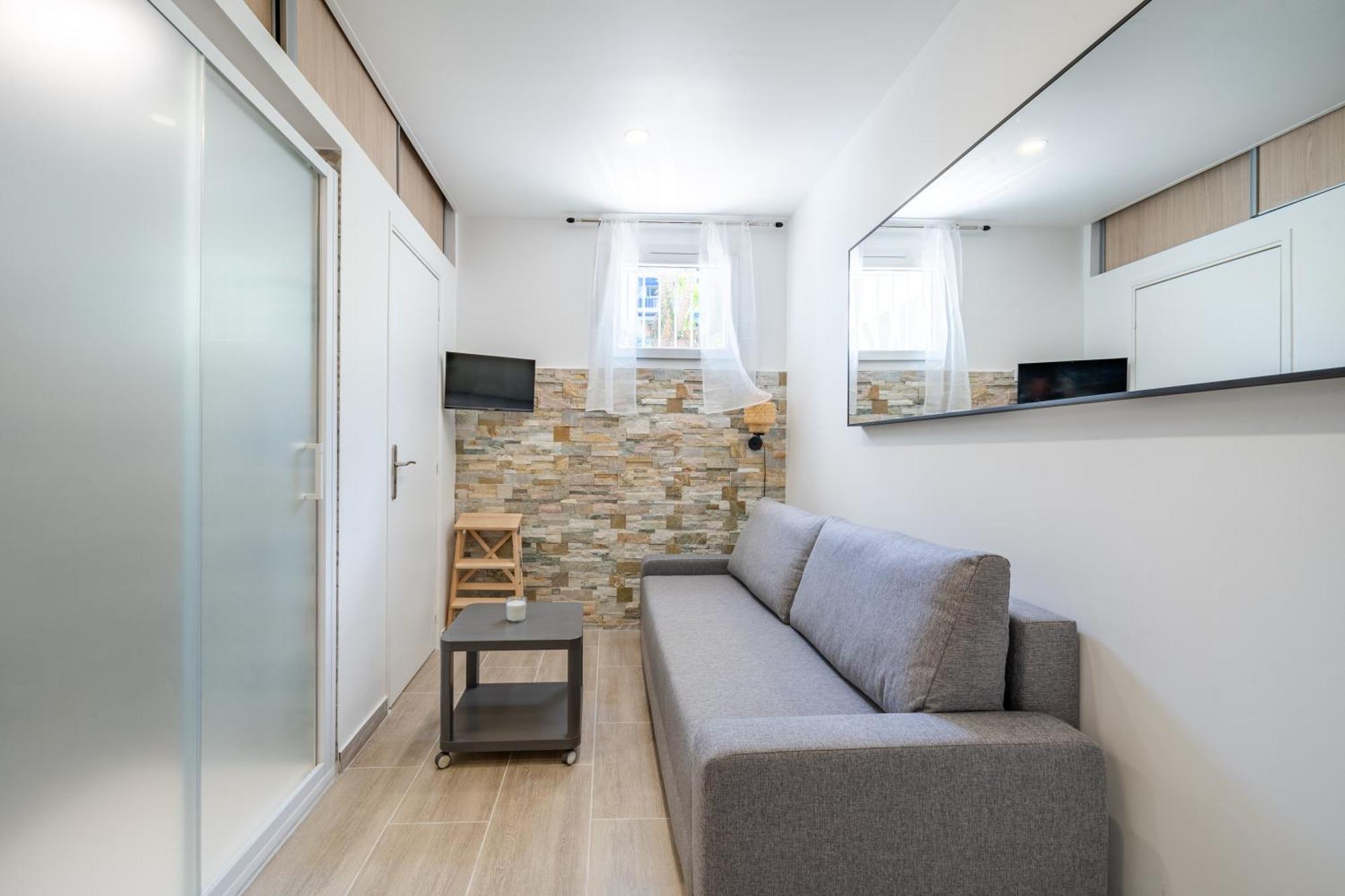 Port De Nice, Apartment Nice