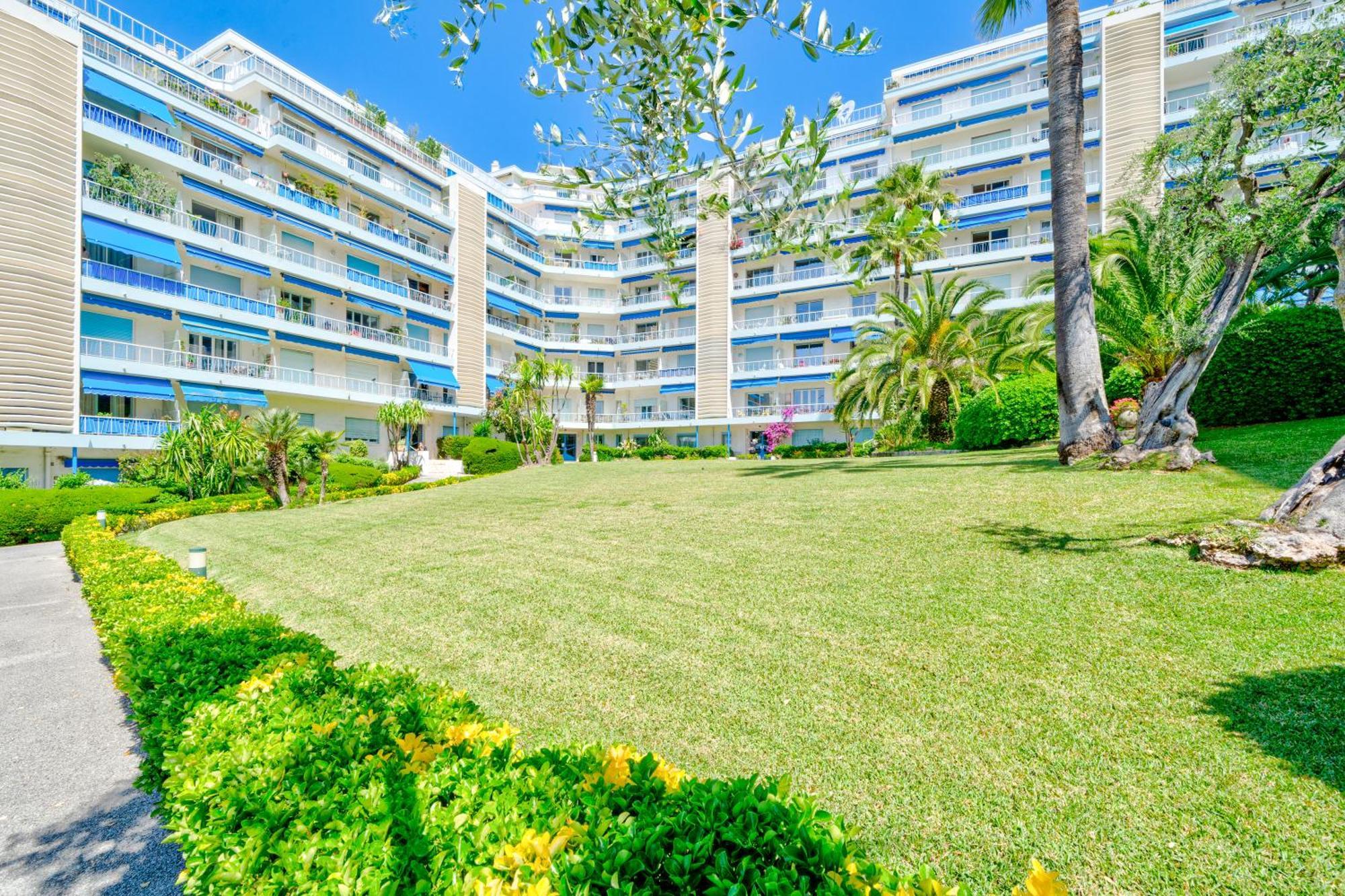 Apartment Port De Nice, *