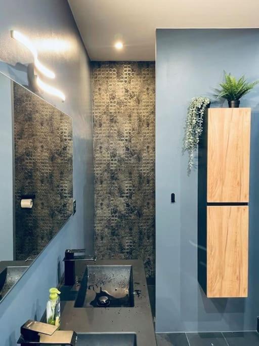 Luxueux Appartement, Carre D'or, Square Mozart Nice