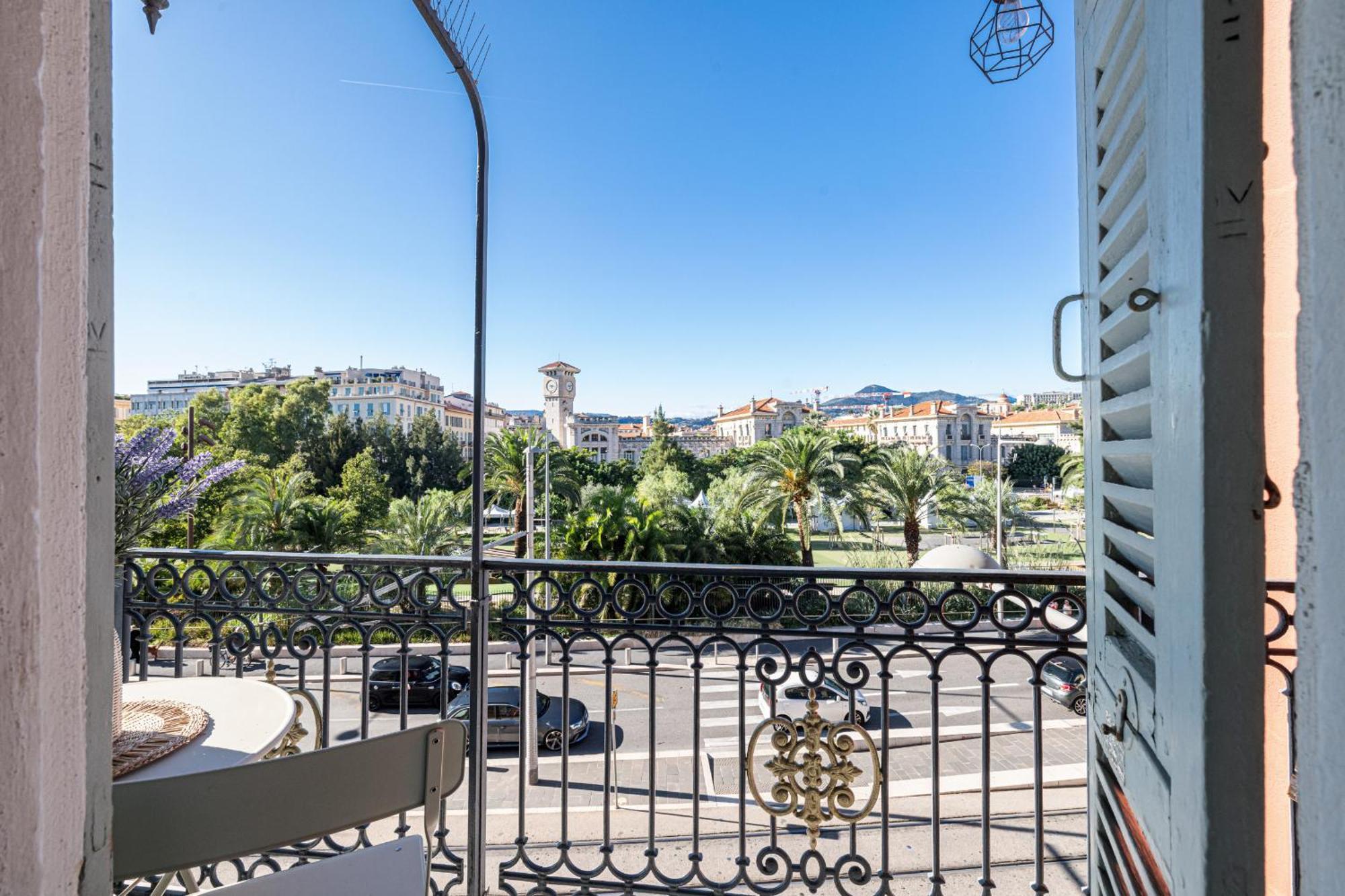 2 Bdr Panoramic View On Gardens Apartamento *
