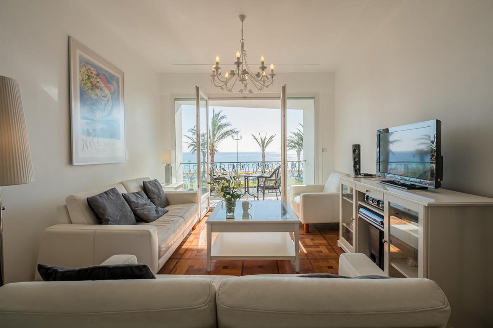 Apartment Luxury On Promenade Des In Nice