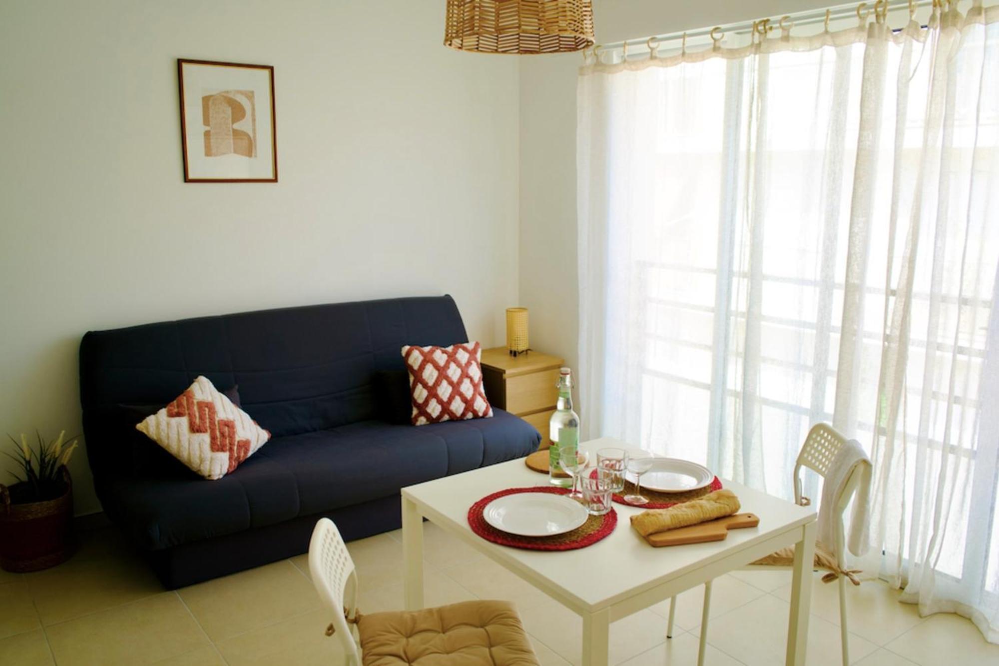 Apartment Charming 23 M Near The Sea Nice