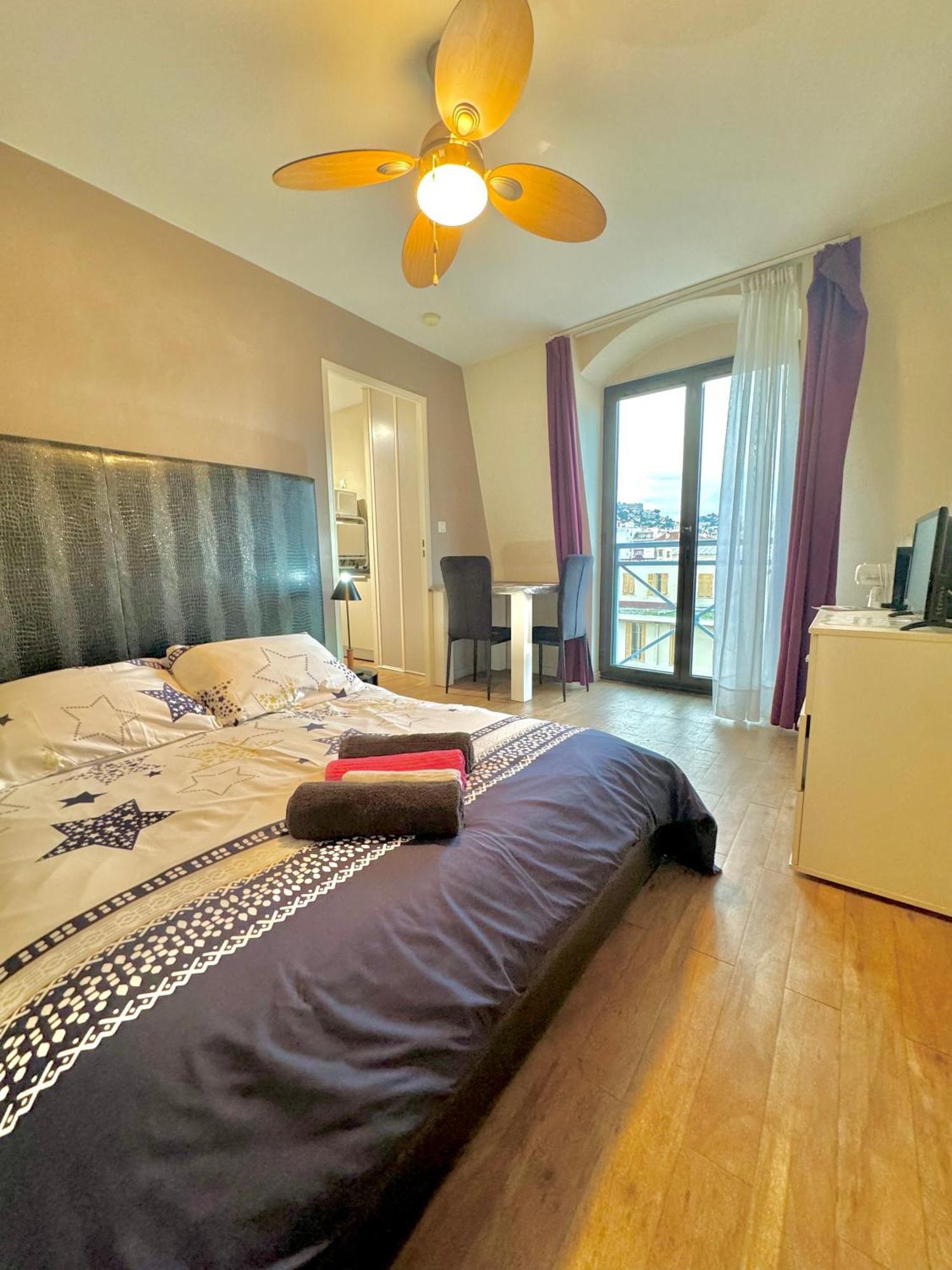 Apartment Centre, Magnifique Proche Nice