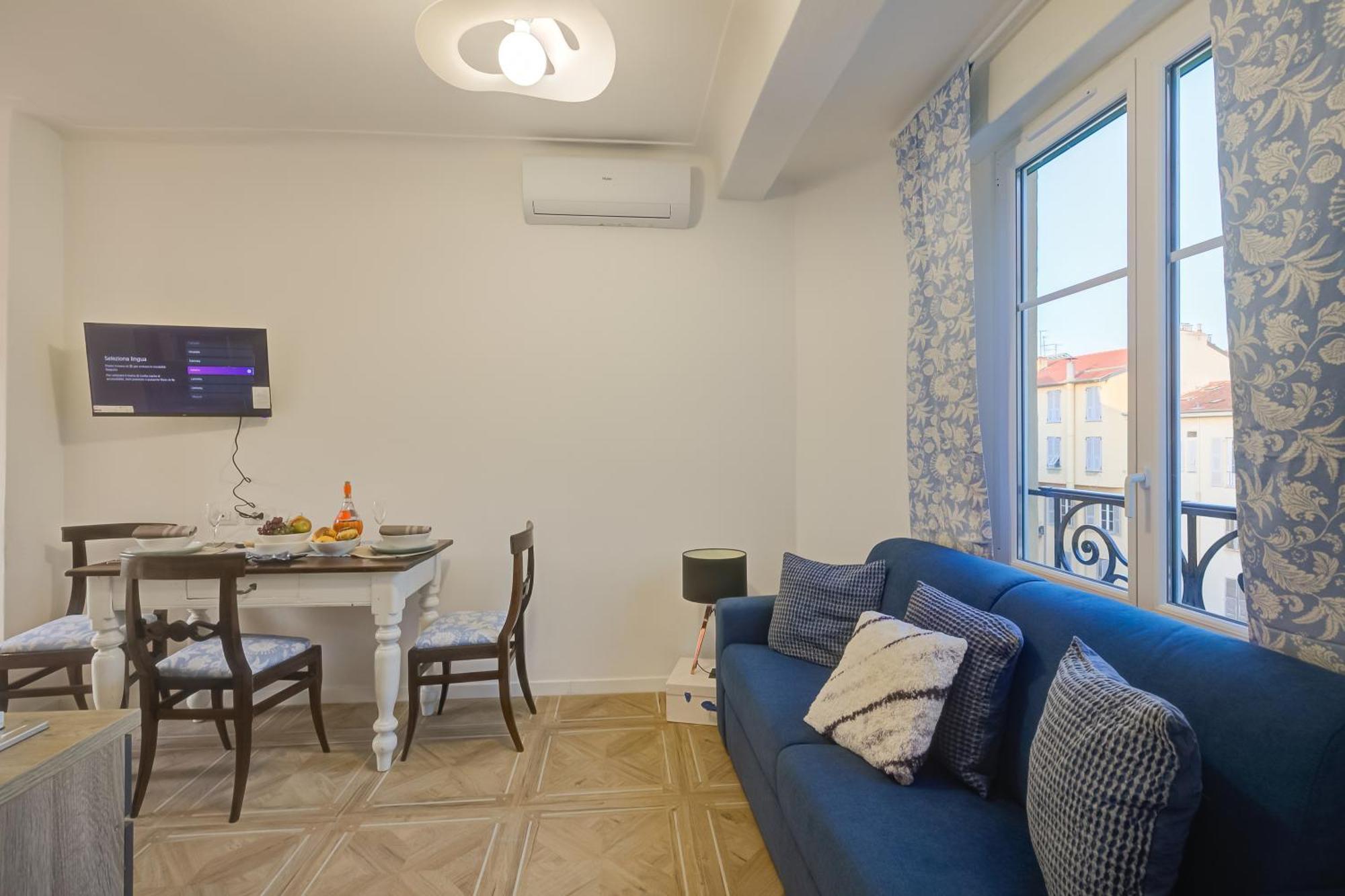 Paganini Center - Happy *