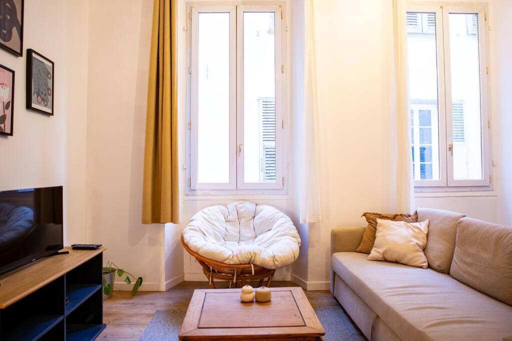 La Mezzanine Apartment *