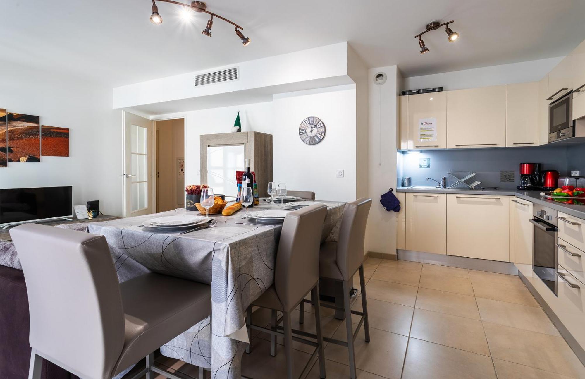 Apartment Jardins Massena Ap4088 Nice, By Riviera Homes *