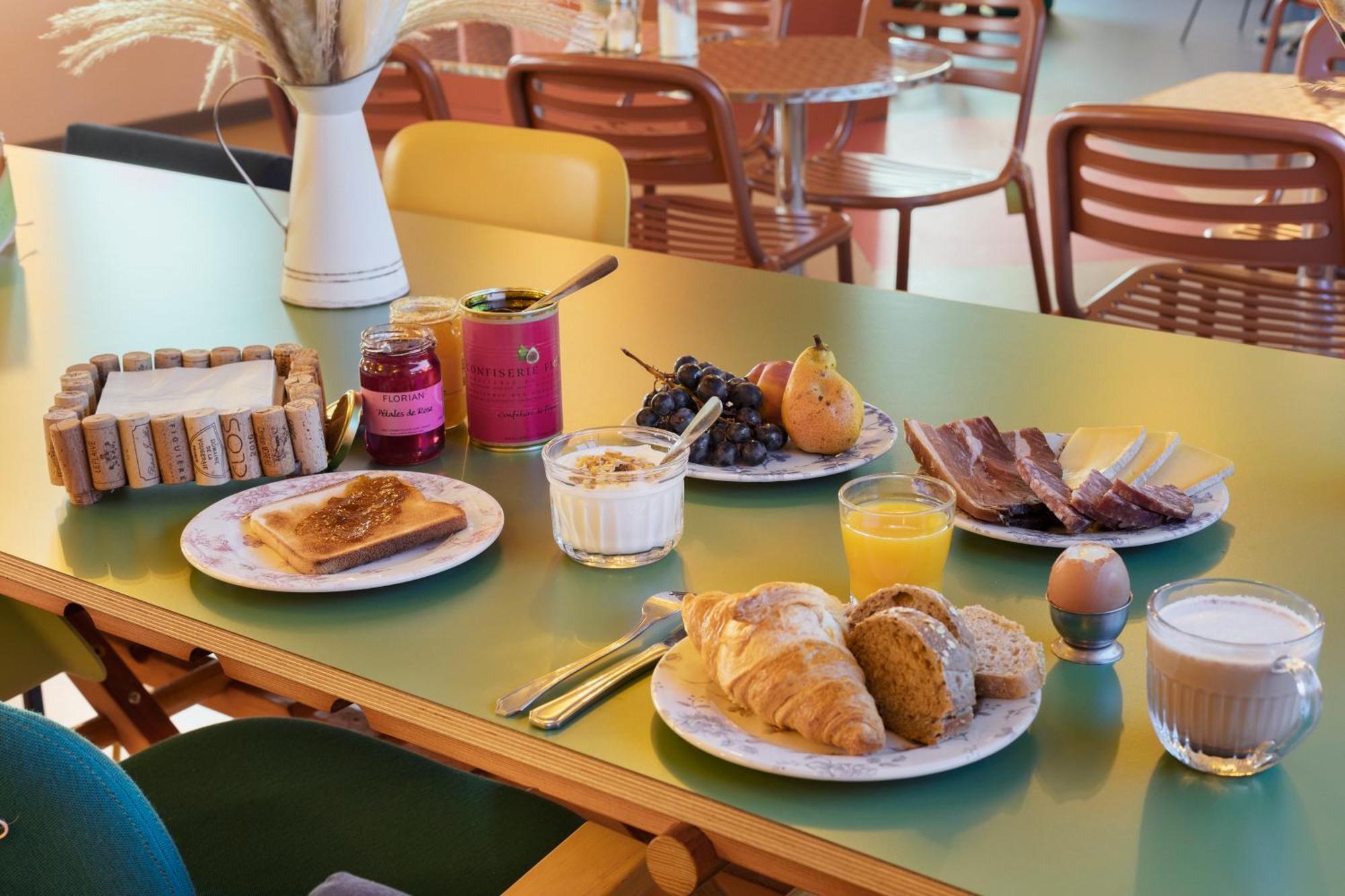 Hotel Greet Aeroport Promenade Des Nice