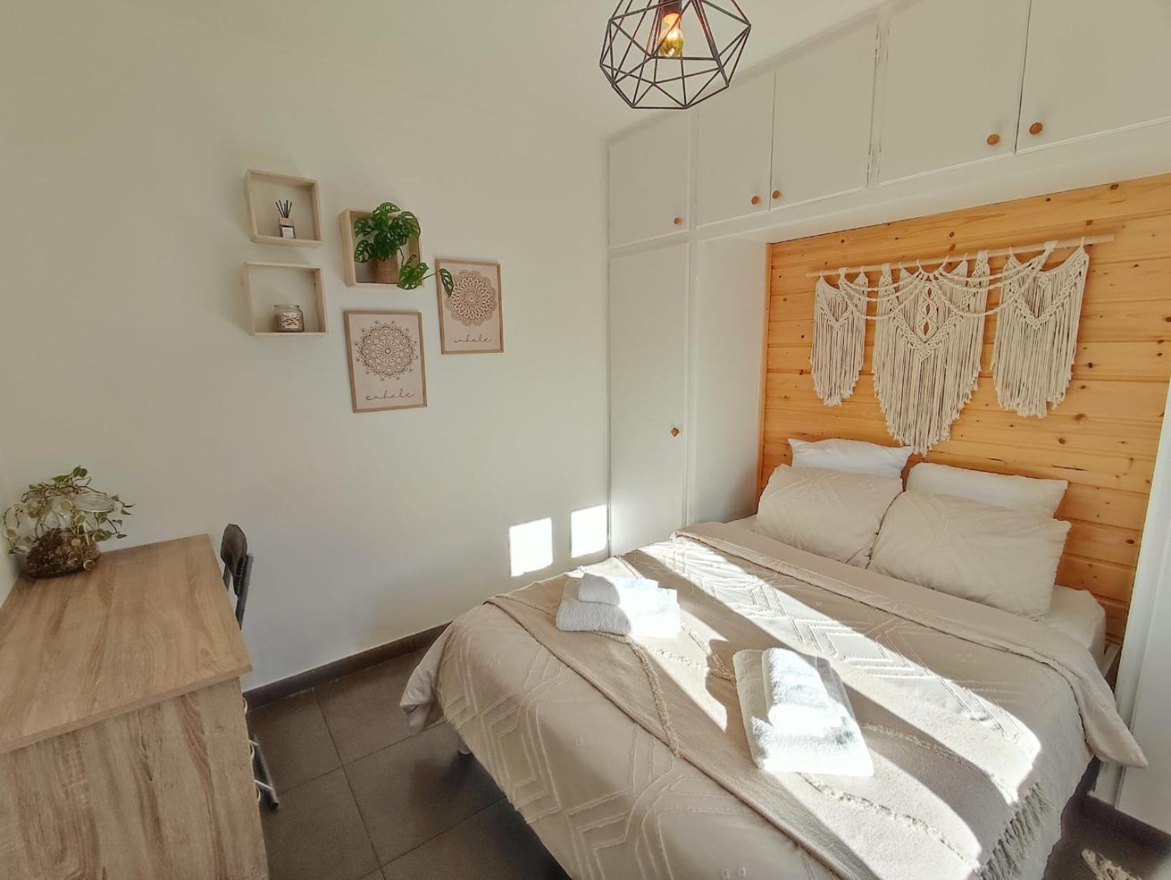 A 3 Min De La Promenade Des A Pieds 200m Homestay *