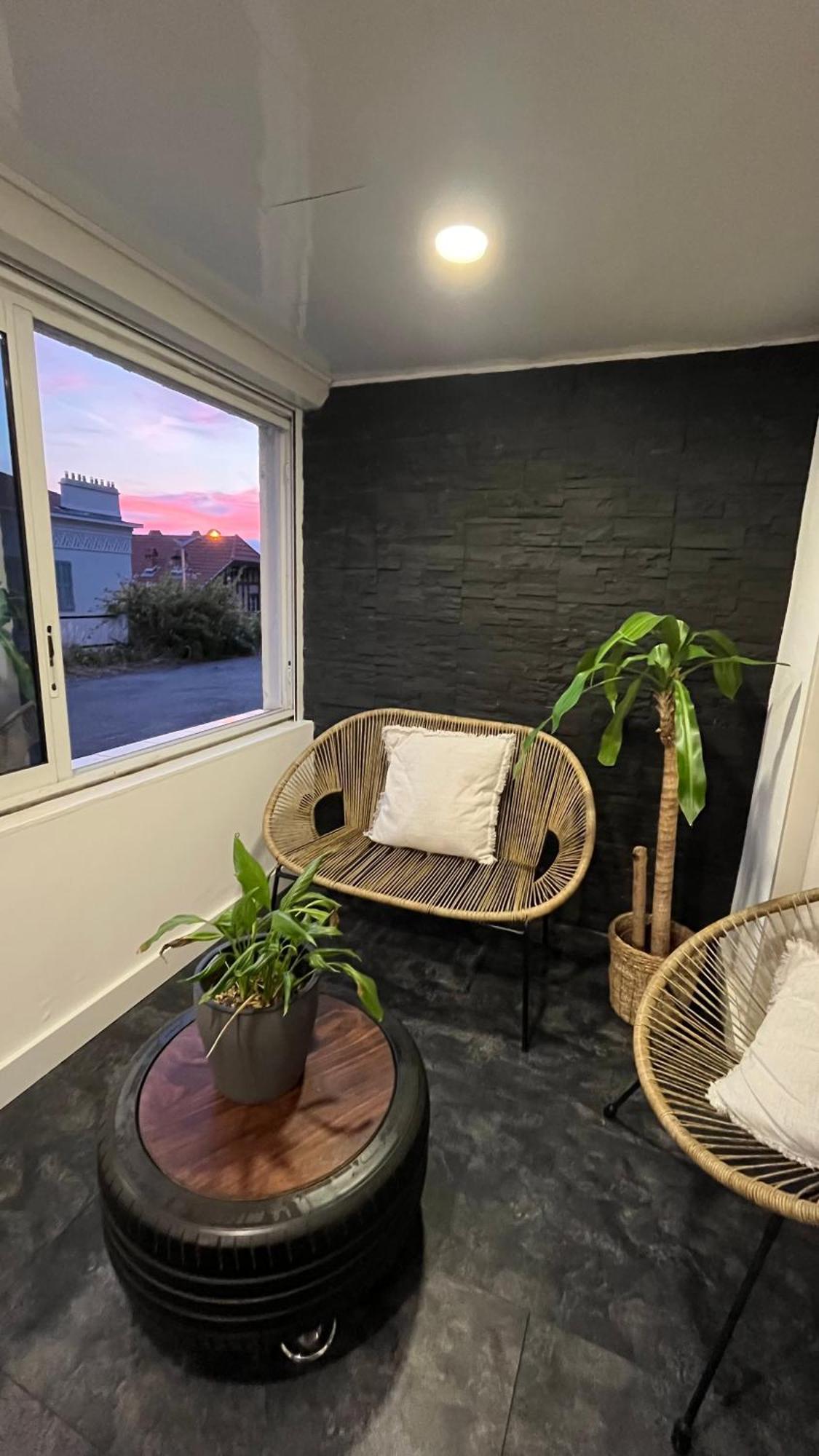 Au Port De Nice, Proche Des Plages Apartment *