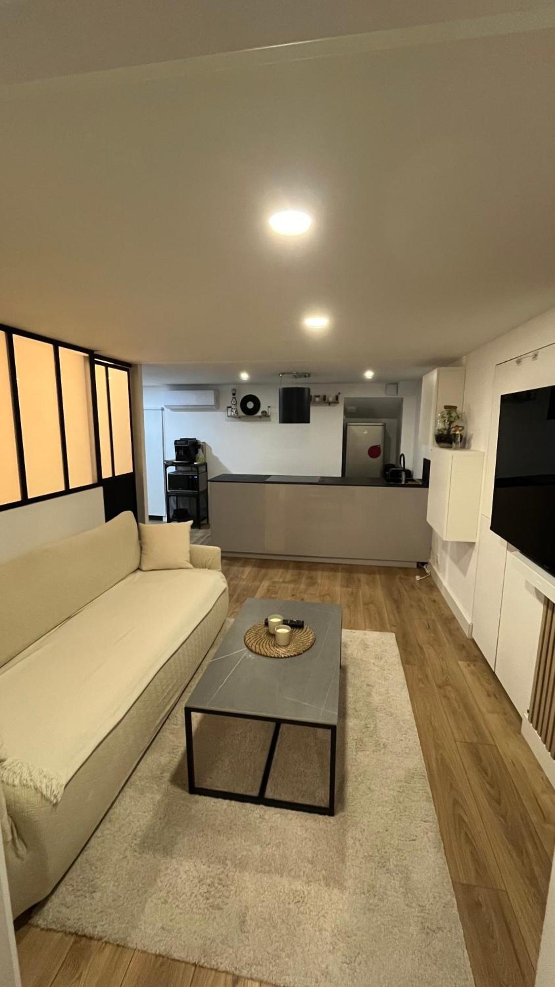 Au Port De Nice, Proche Des Plages * Nice