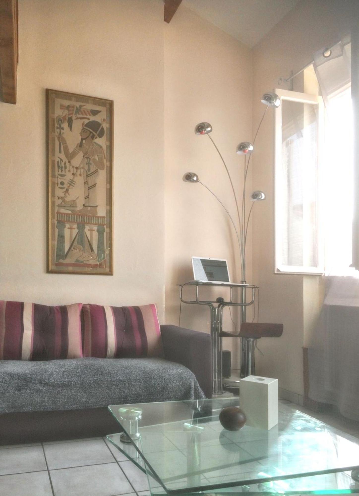 Appartement Charmant A Nice / 50 M² / Vue Sur La Ville *