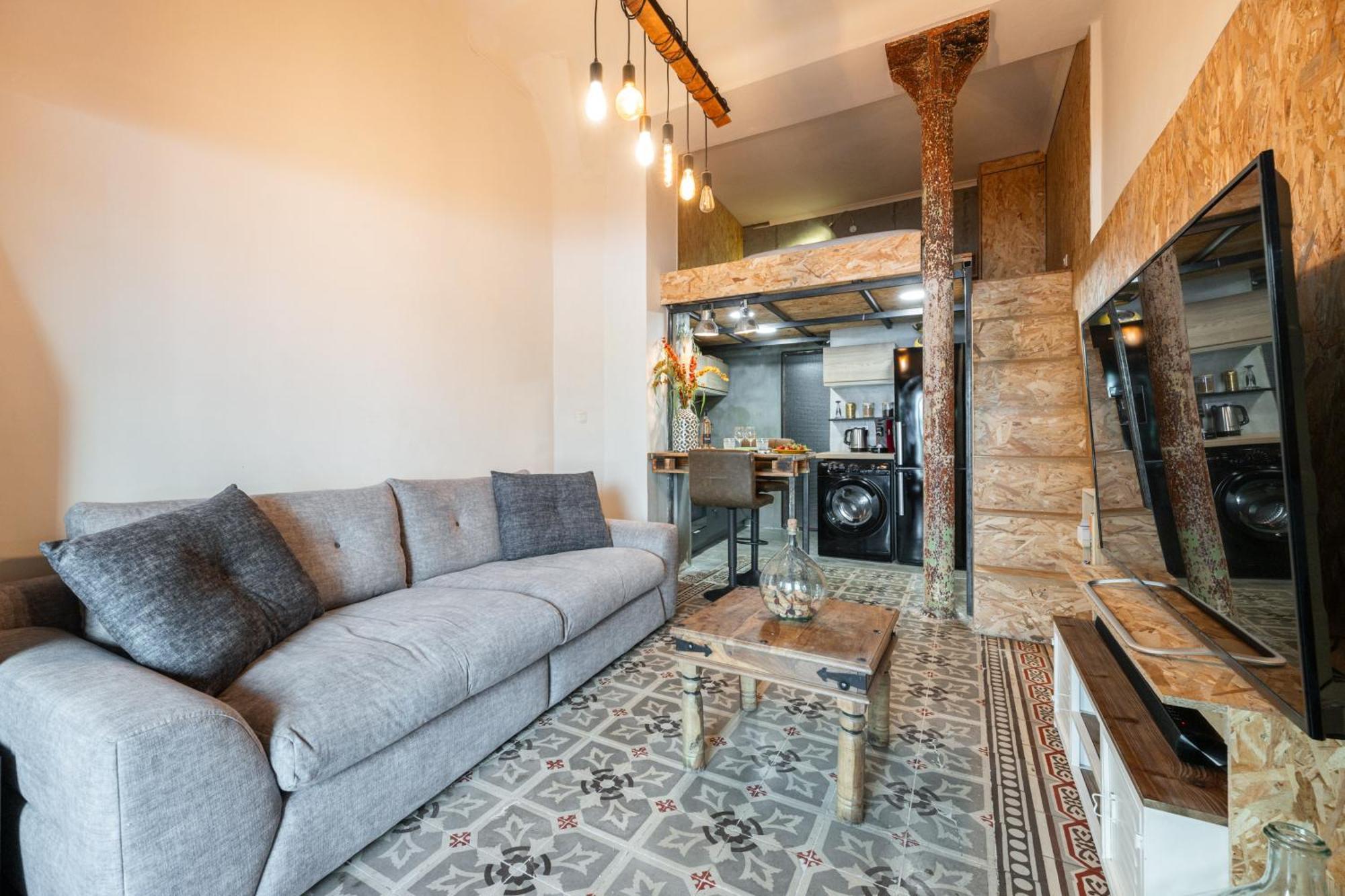 Le Loft - Un Voyage Urbain Au Coeur De La *