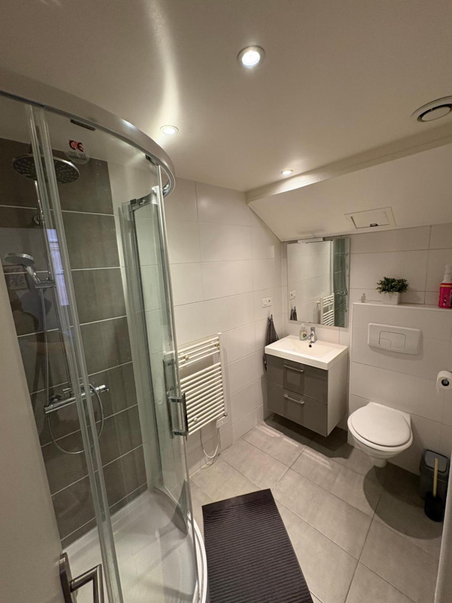 Apartment In The Heart Of Old - 2min. From Cours Saleya And Promenade Des
