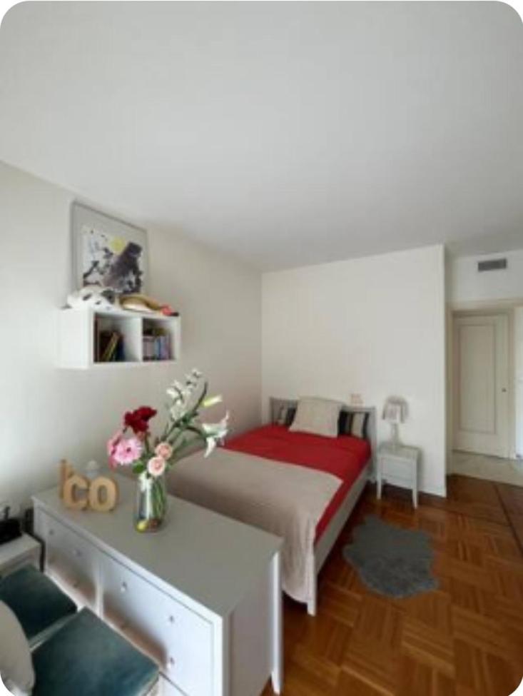 Apartment Free Parking! 3 Pieces Calme Proche Port & Centre *