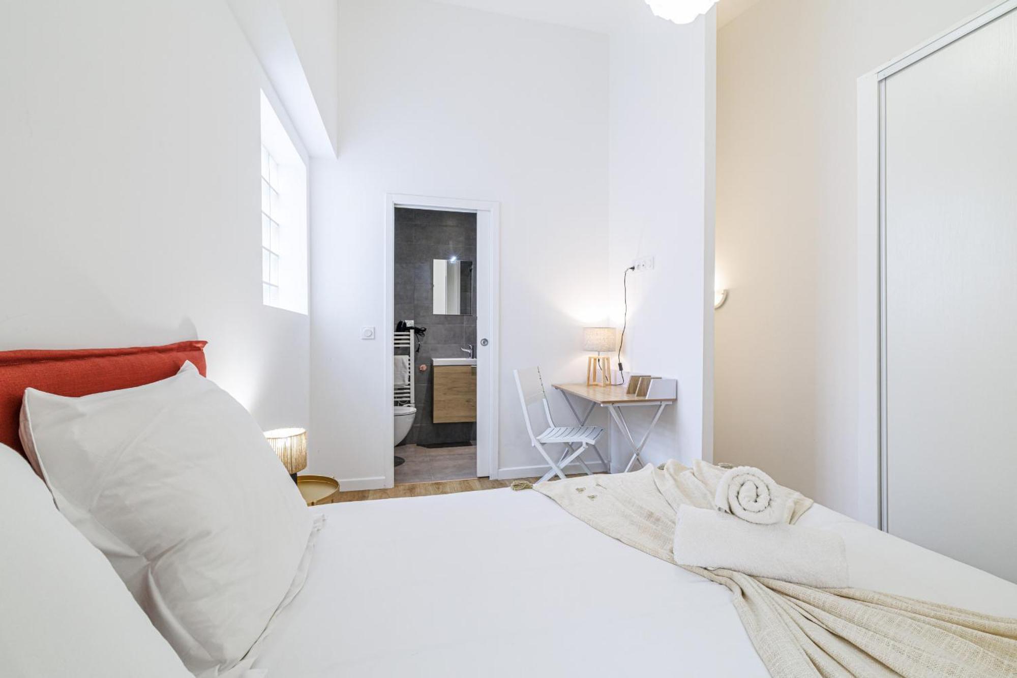 1 Bdr Duplex Downtown - Ac Apartment *