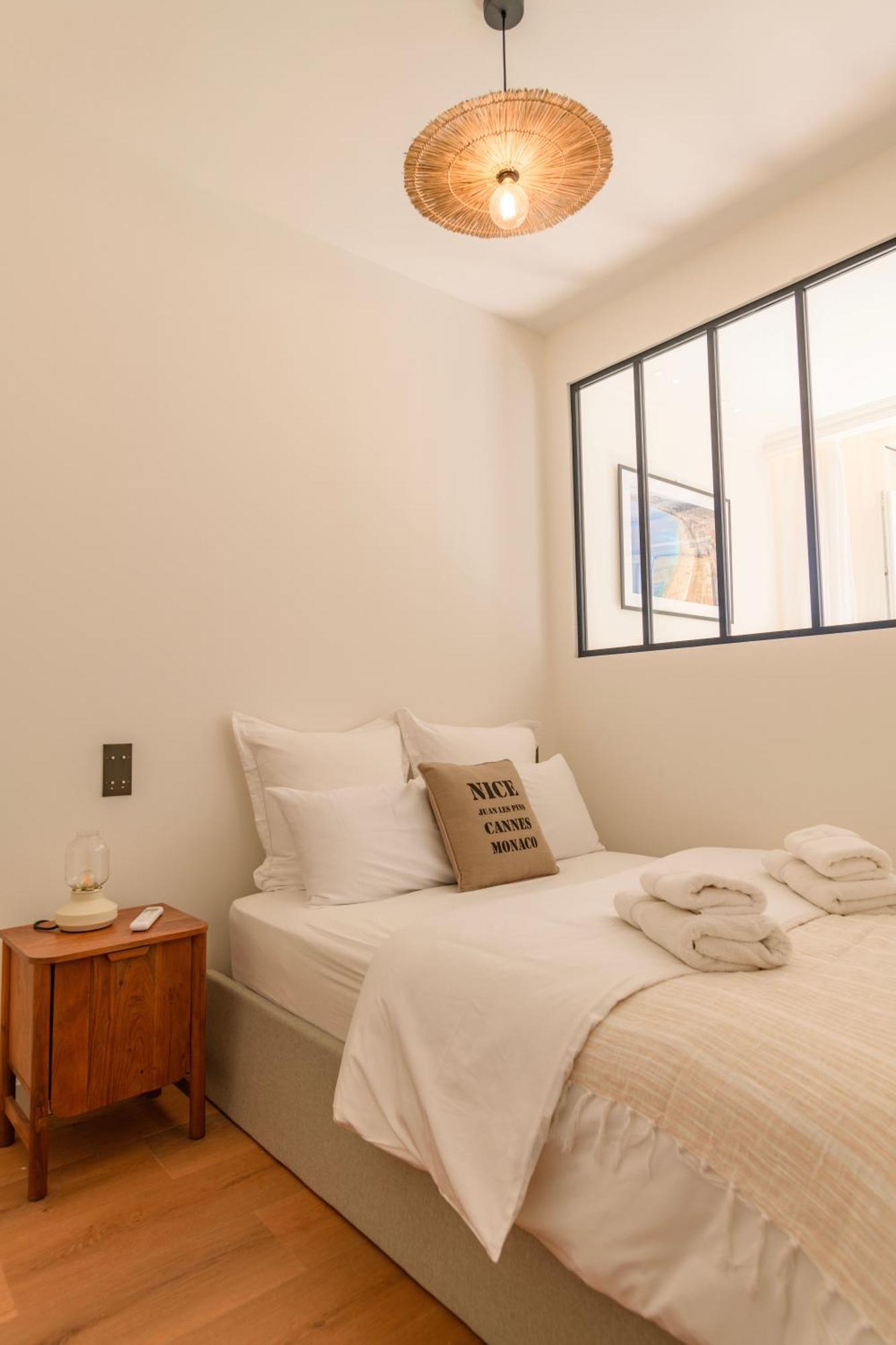 Hyper Centre, Balcon, 5min De La Plage, Ac Apartment