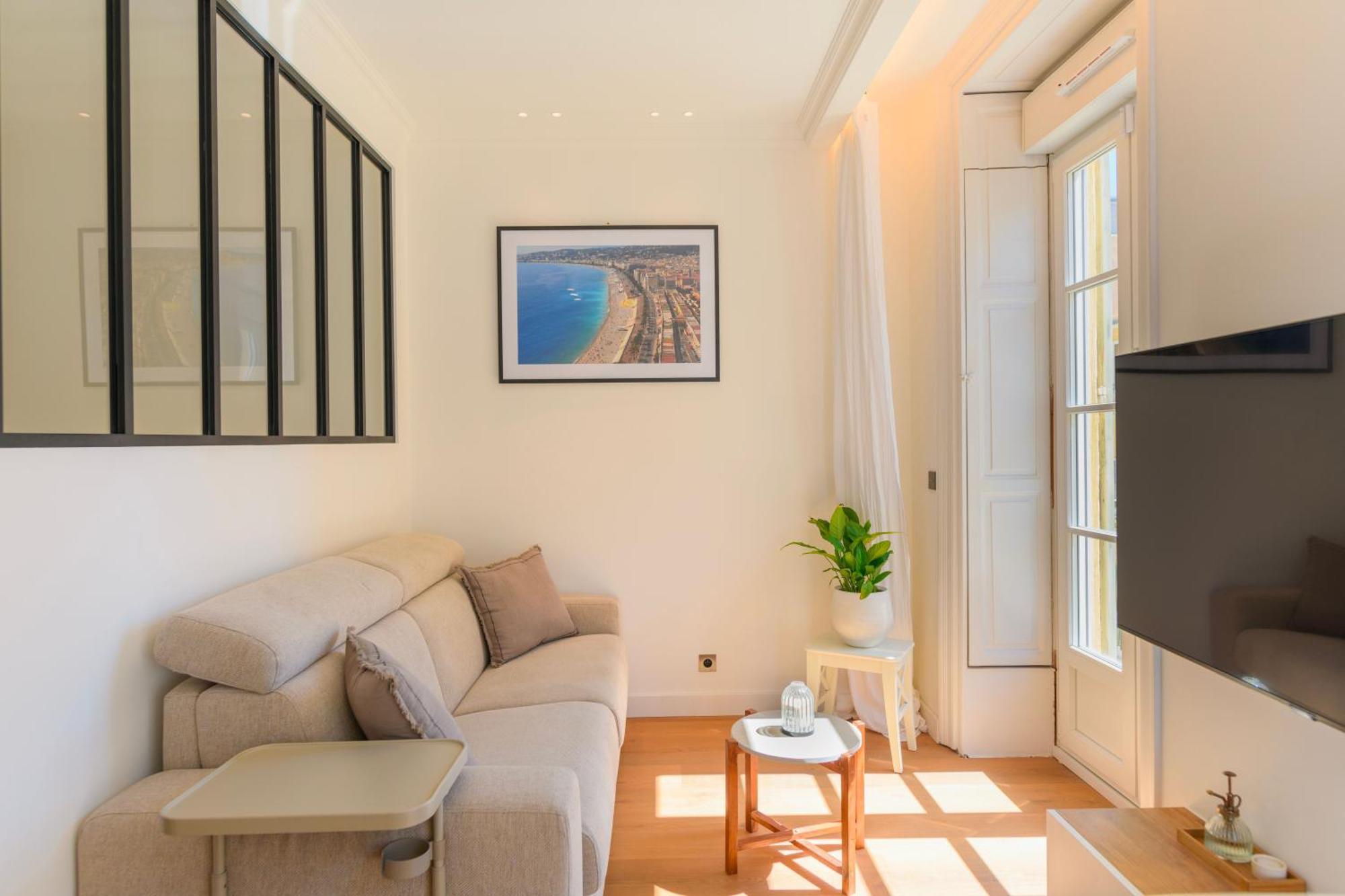 Hyper Centre, Balcon, 5min De La Plage, Ac Apartment