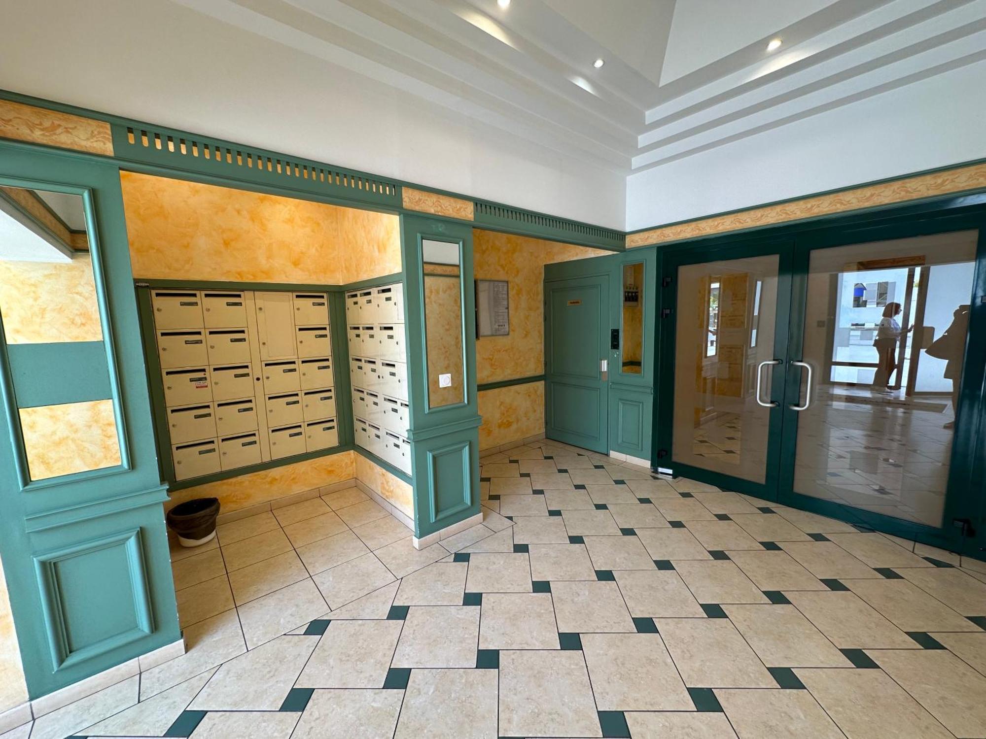 Apartment Stunning Rue France Promenade Des Nice