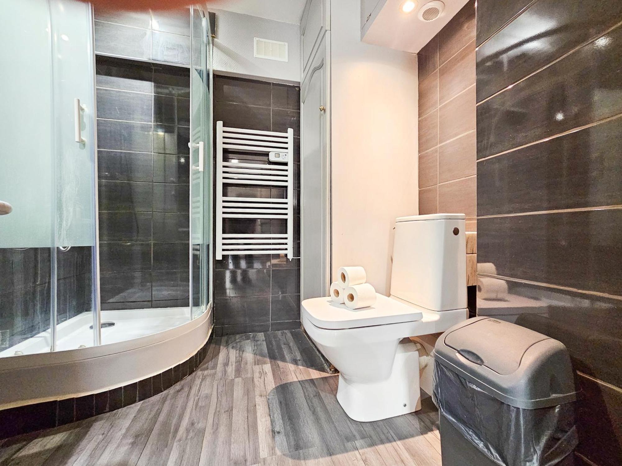 Apartment Palace Adly 2 Pers Wifi Ac Sea *