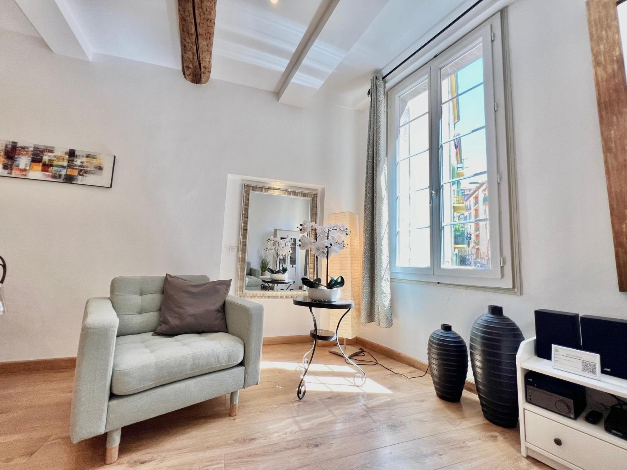 Riviera - Cote D'azur - Old Town - Promenade Des 3*