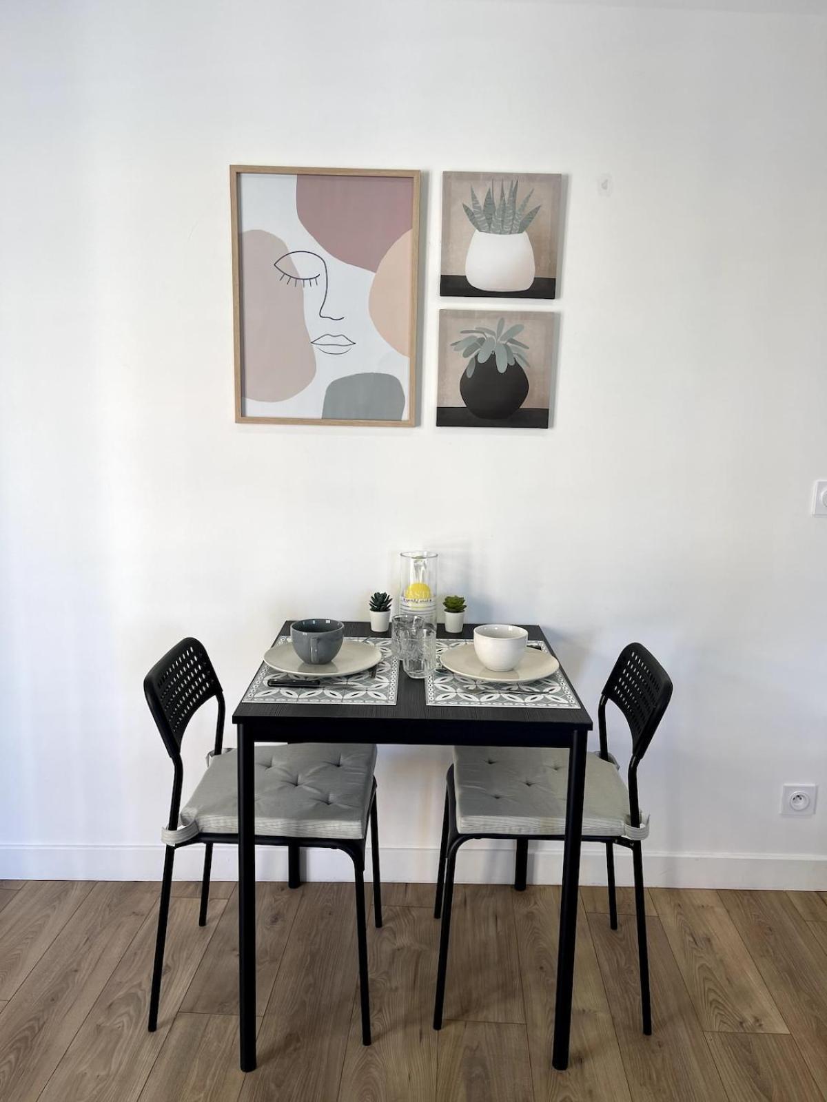 Joli Place Garibaldi, Vieux-nice, Port Apartment
