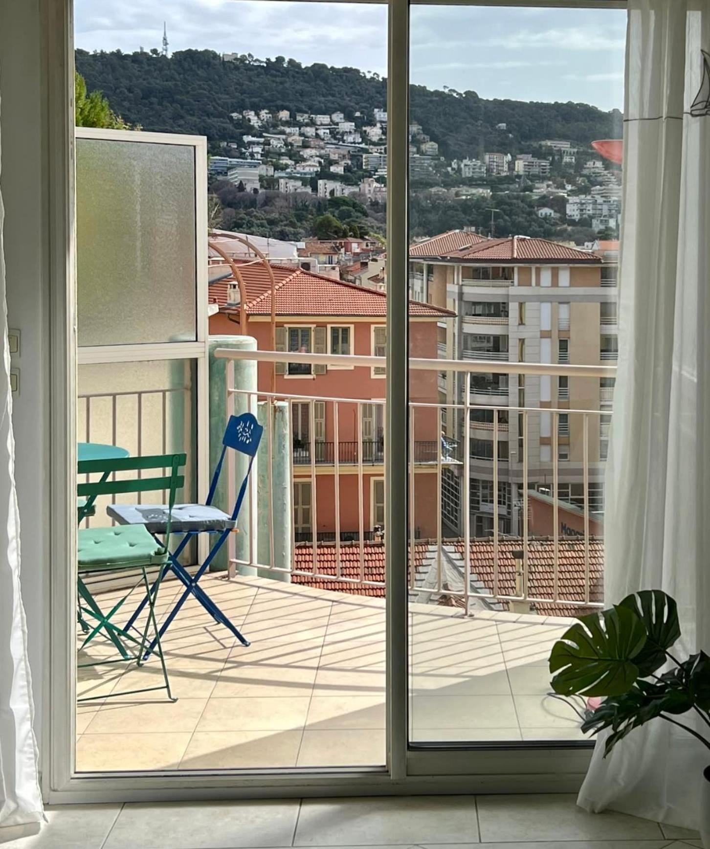 Risso - One Bedroom With Pool, Newly Renovated In Spring 2024