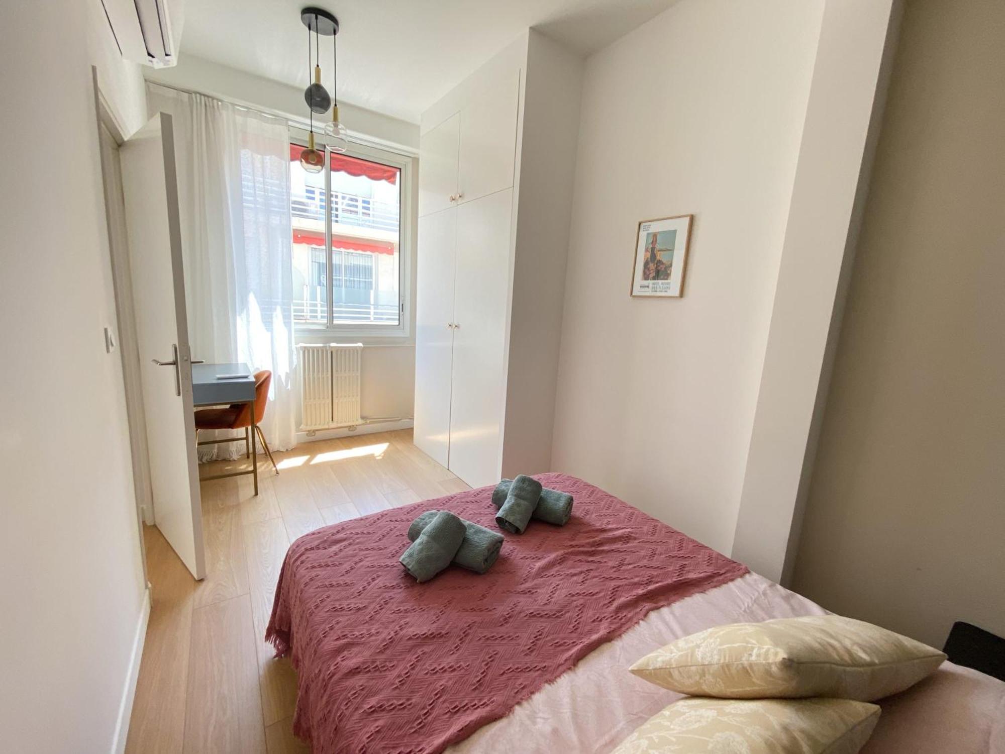 Mediterranee - Un Trois Pieces A Deux Pas De La Nice