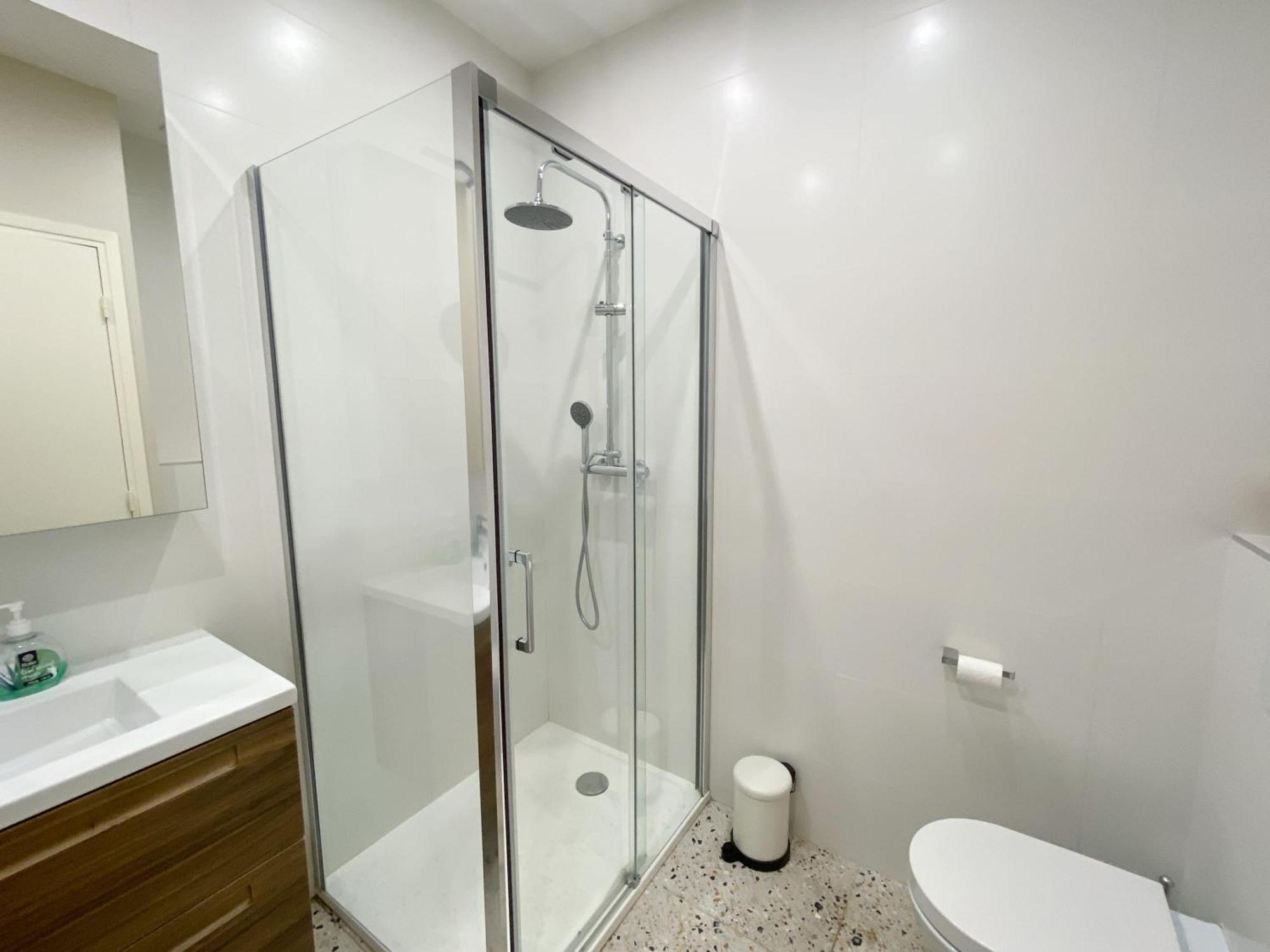 Mediterranee - Un Trois Pieces A Deux Pas De La Nice