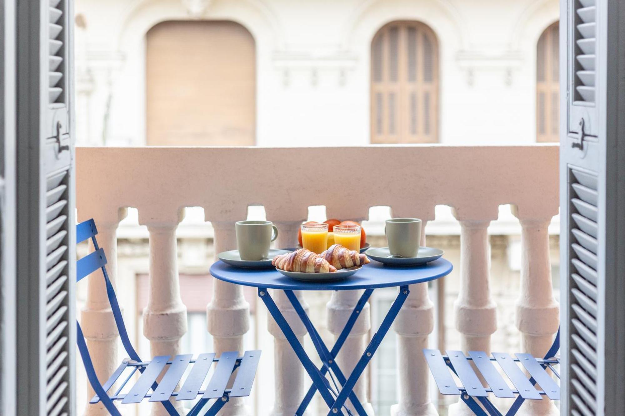 Apartment Retro-chic Proche De La Mer, 4 A 6 Personnes Nice