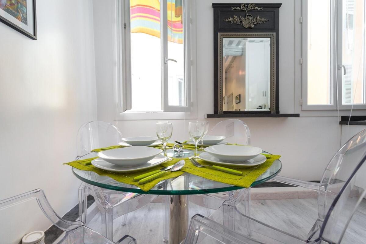 Adorable Vieux Apartment