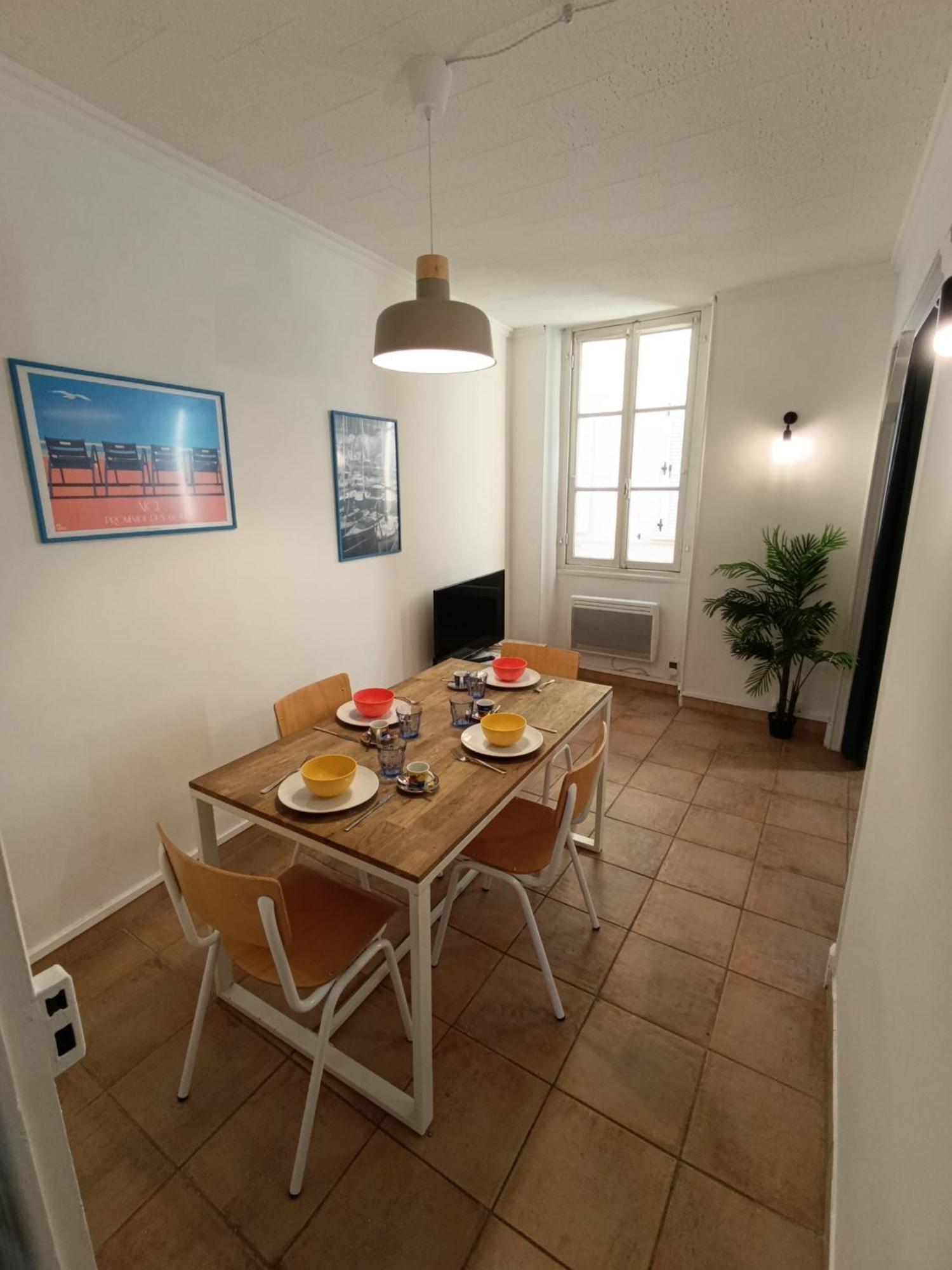Apartment Vieux Place Garibaldi - Cozy Flat *