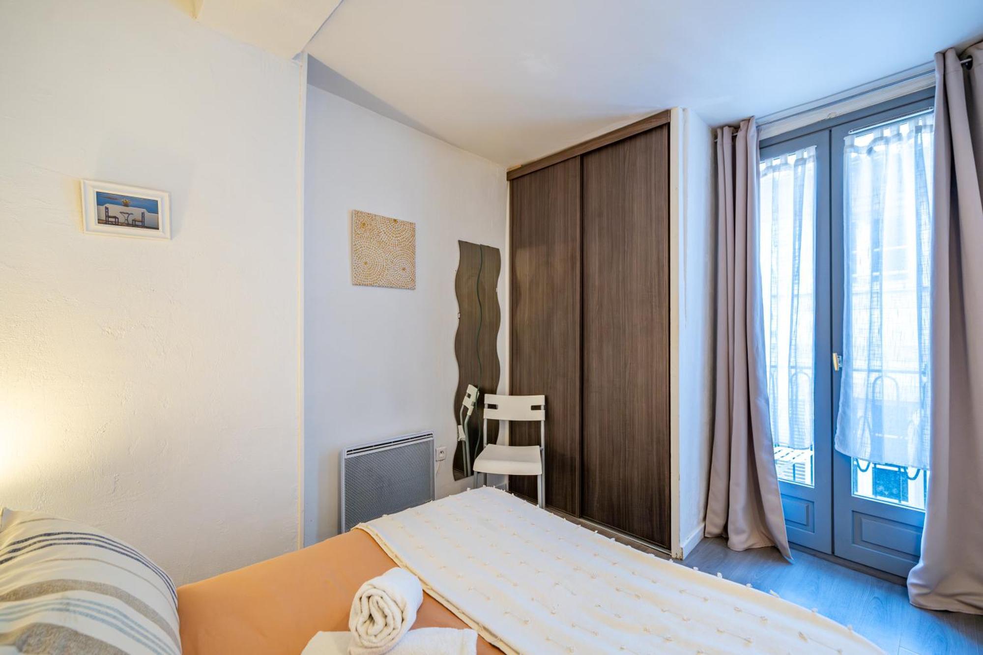 Vieux-nice 2p Climatise Balcon Apartment