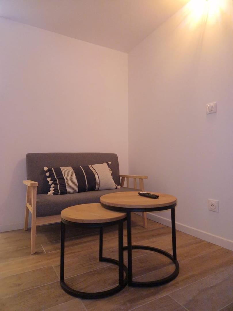 A 2 Pas De La Promenade Des Apartment *