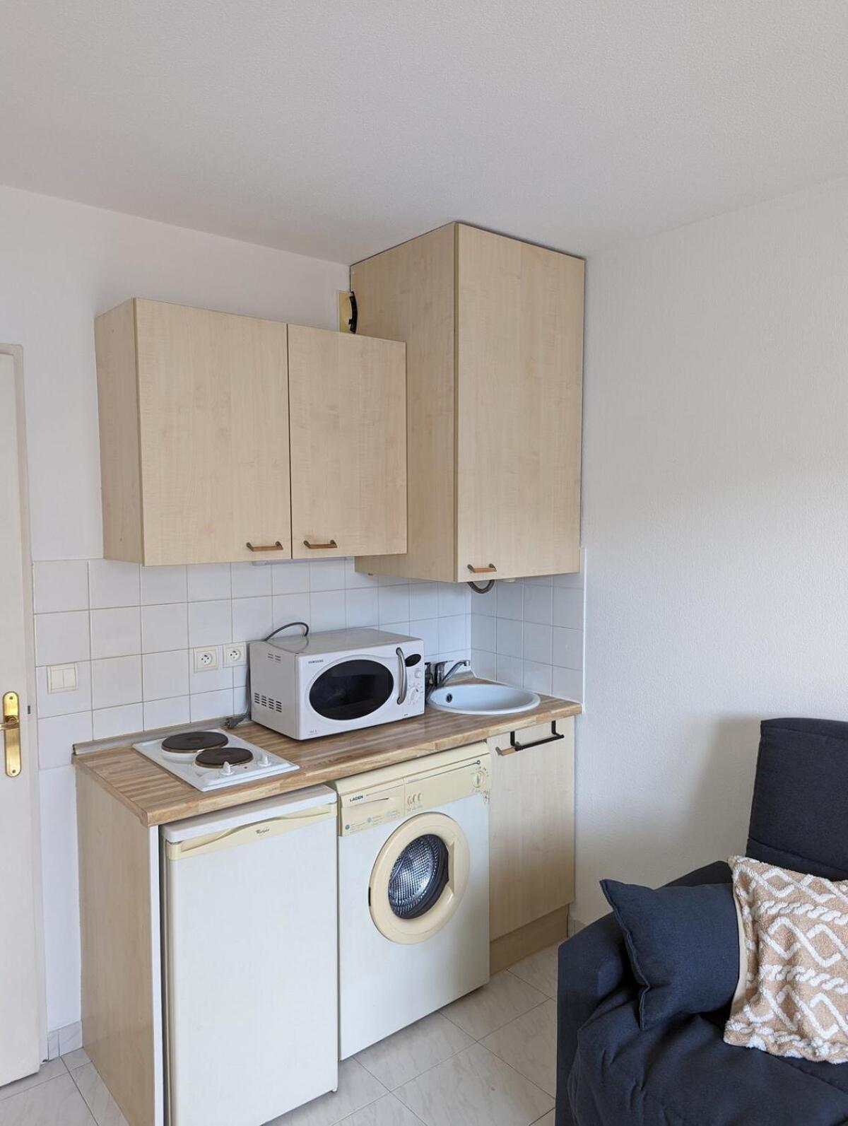 Center - 2 Person * Nice