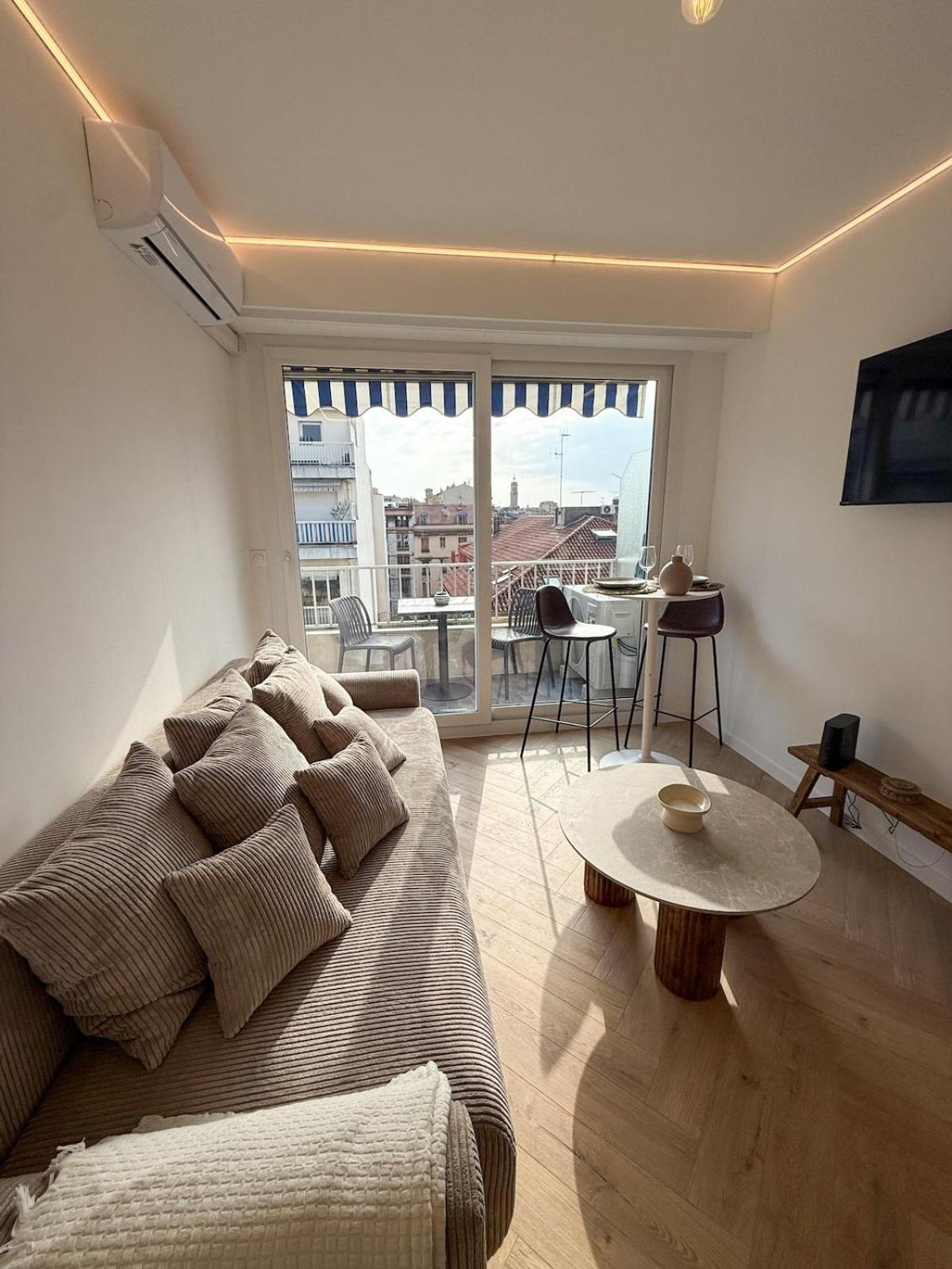 Apartment Port De Nice, 4pers Emplacement Ideal Equipe Balcon Nice