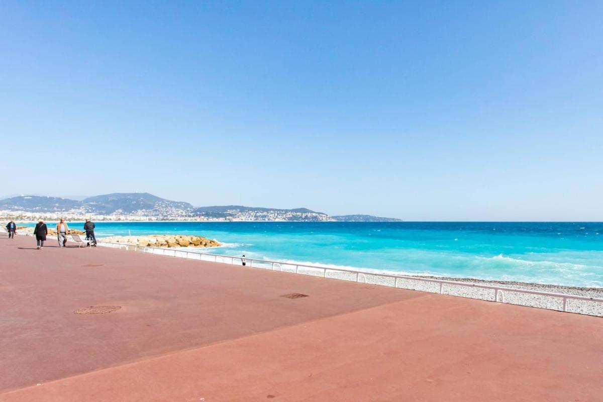 #37 1bdr Bagatelle, Promenade, Sea Front Balcony & Ac * Nice